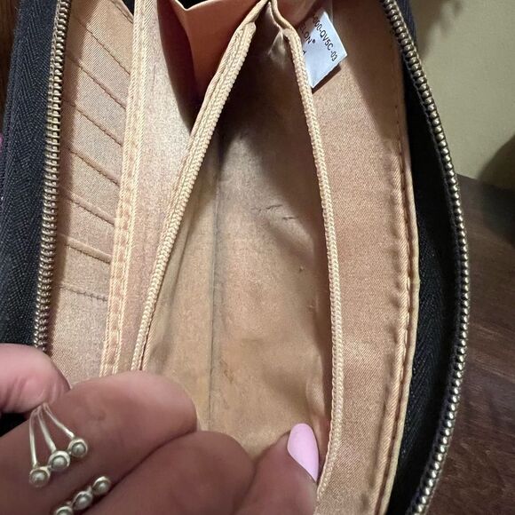 BUNDLE OF 2 Travelon RFID Zippered Wristlet/Wallet - Picture 8 of 8